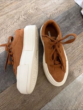 Converse Suede Low-Top Sneakers in Rust
